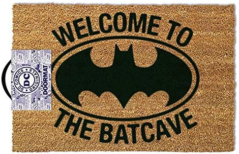 1art1 мат врати с Бэтменом, подложка за пода - Добре дошли в пещерата бэтменов (24 x 16 инча)